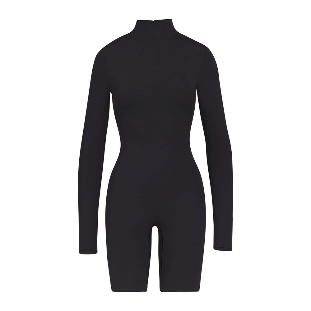 SKIMS BLACK BODY SUIT MEDIUM NWT